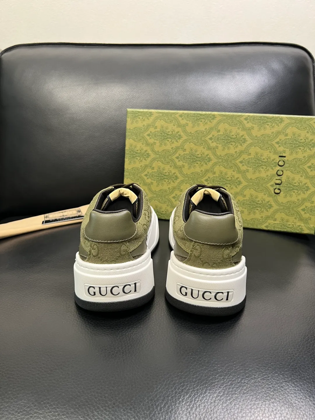 Men's shoes 💰840 Gucci high quality top crafts Gucci counter new original factory configuration, imported cowhide fabric from Italy, imported cowhide lining, breathable and comfortable, sole: original factory special supply original sole super comfortable, original factory and single goods, welcome to compare, code number 38-44 (customized 45 46)